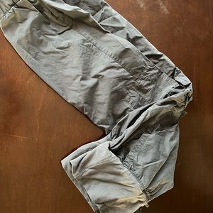 Full Panel Navy / Old Navy Cropped Pants / Maternity Large / NWOT